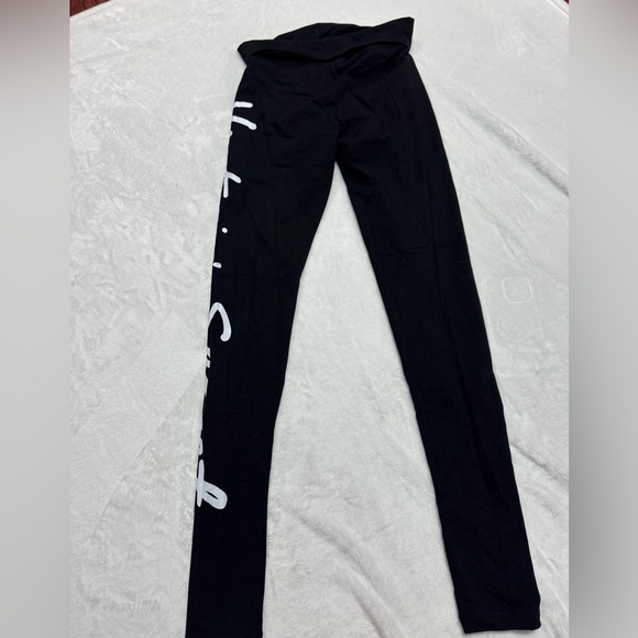 Victoria's Secret Black Leggings and Pink Sport Bra - Picture 5 of 11